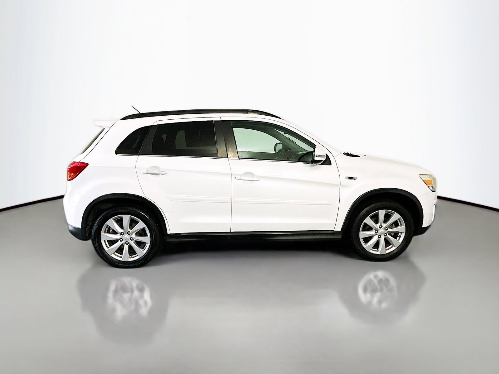 Used 2015 Mitsubishi Outlander Sport GT AWD/4WD image 8