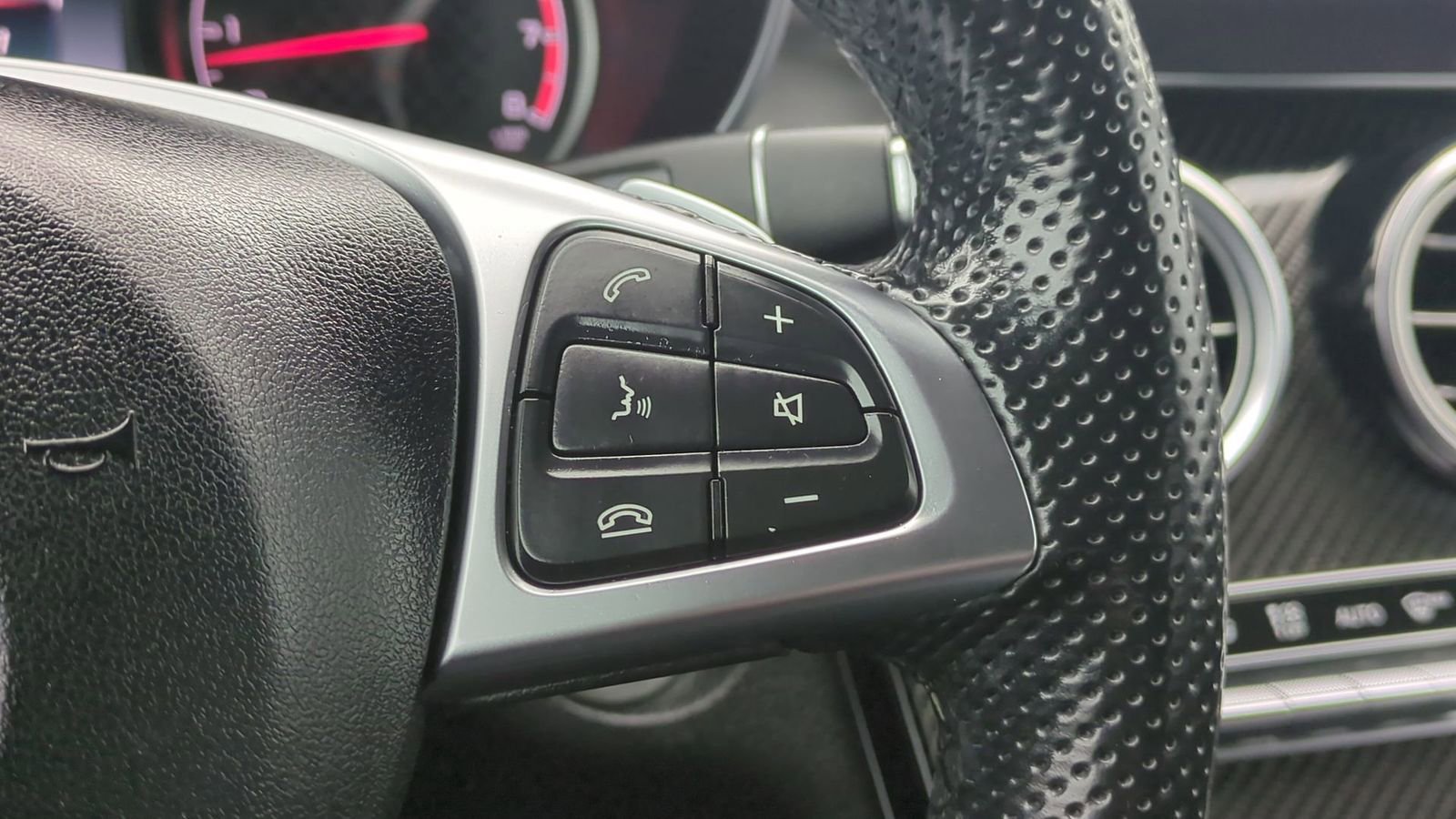 Used 2017 Mercedes-Benz GLC 43 AMG 4MATIC image 26