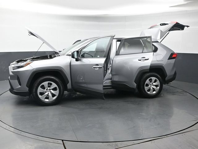 Certified 2023 Toyota RAV4 LE AWD/4WD image 43