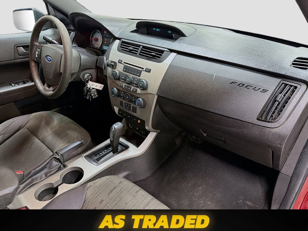Used 2011 Ford Focus SE image 25
