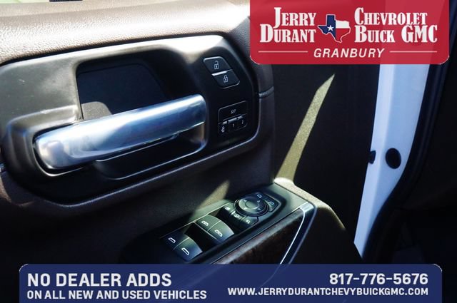 Used 2023 GMC Sierra 3500 Denali w/ Denali Ultimate Package AWD/4WD image 16
