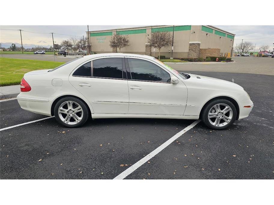 Used 2006 Mercedes-Benz E 350 Sedan image 4