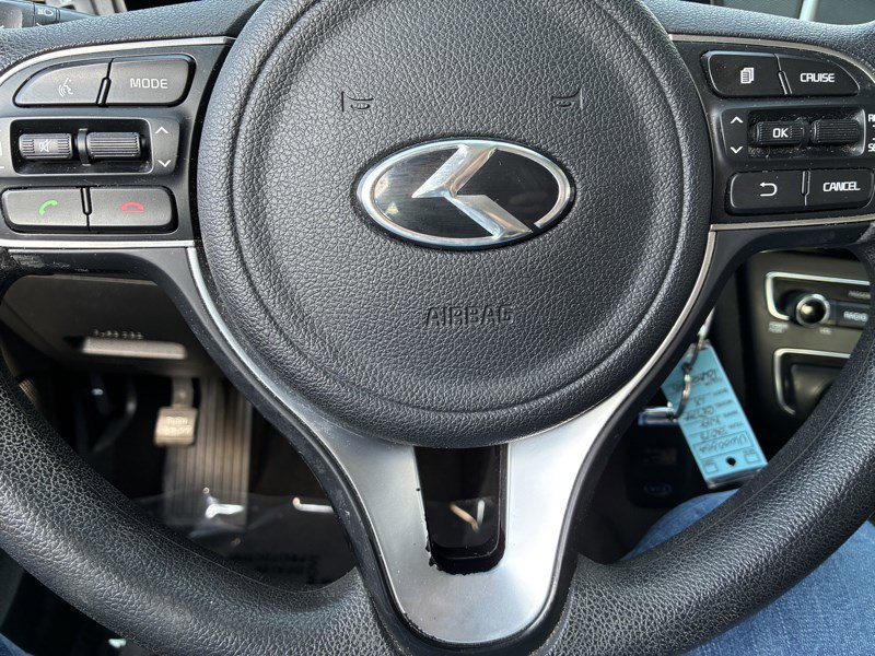 Used 2018 Kia Optima LX FWD image 9