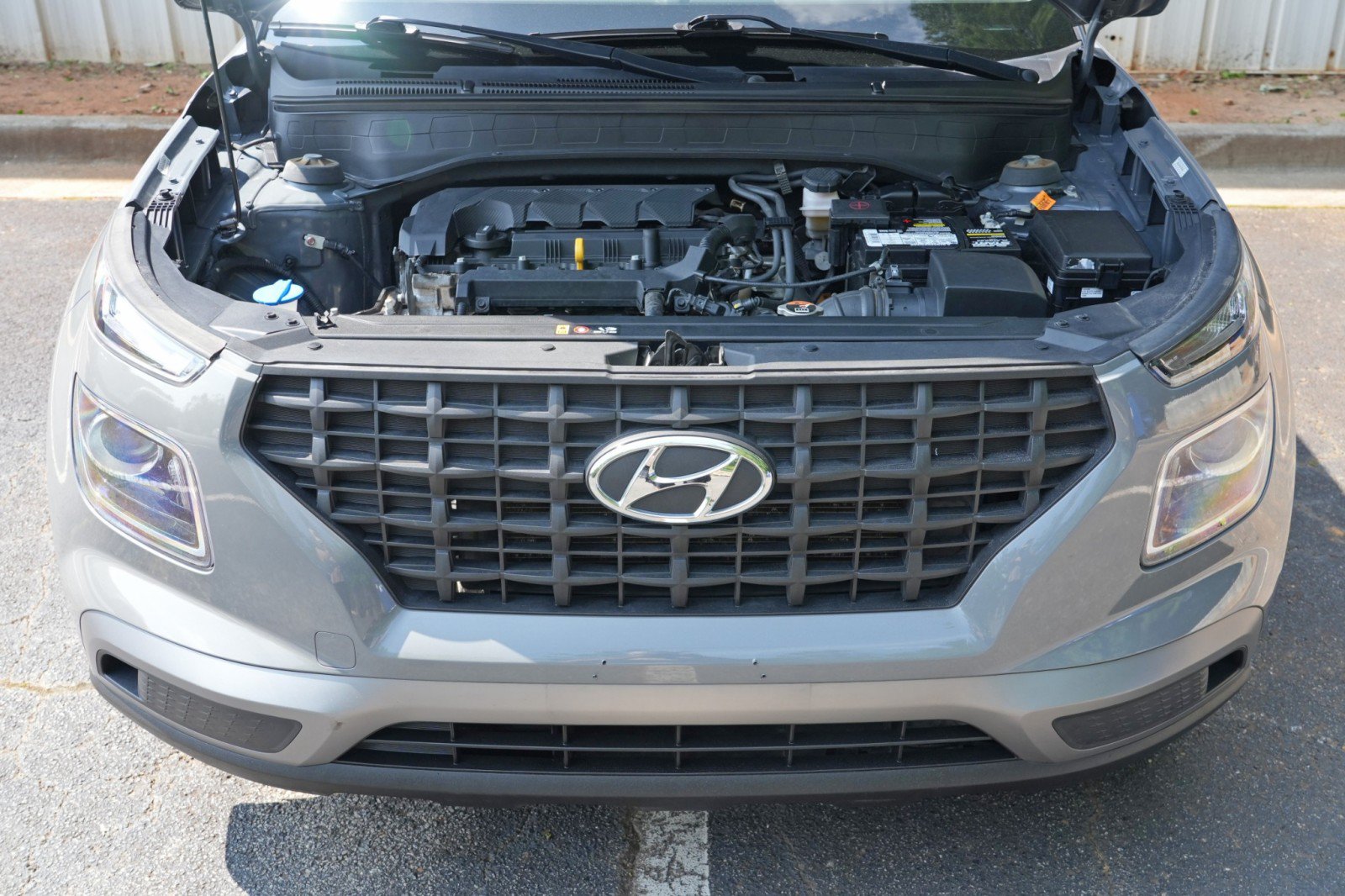 Used 2021 Hyundai Venue SE FWD image 7