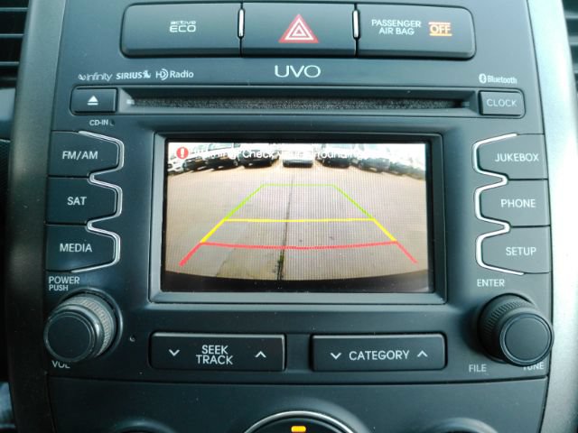 Used 2012 Kia Soul + w/ Audio Pkg FWD image 8