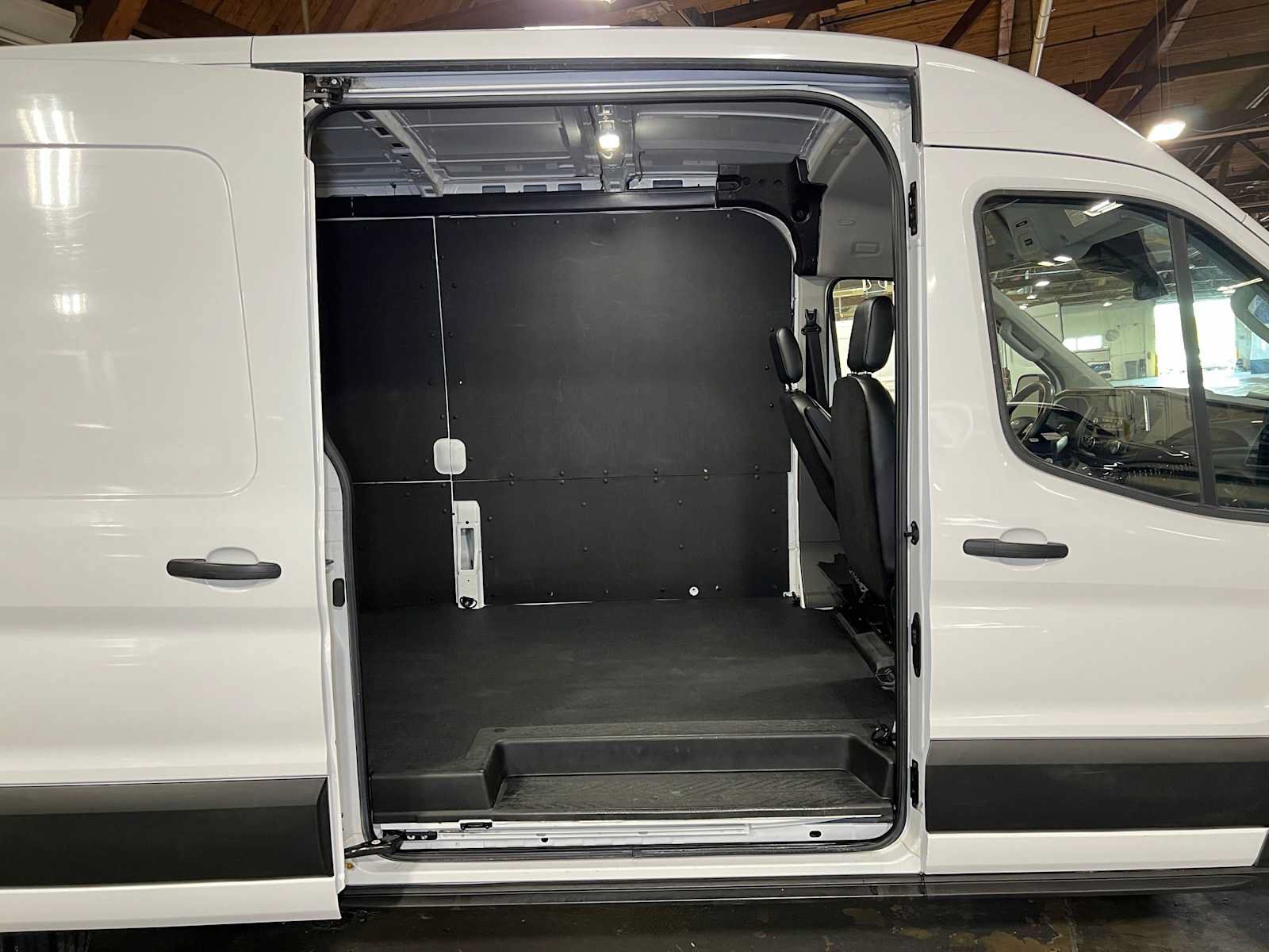 Used 2023 Ford Transit 250 Medium Roof AWD w/ Load Area Protection Package image 12
