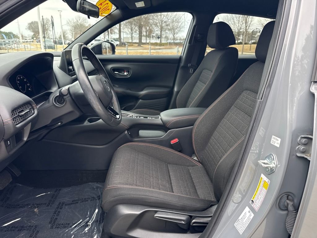 Used 2024 Honda HR-V Sport image 13