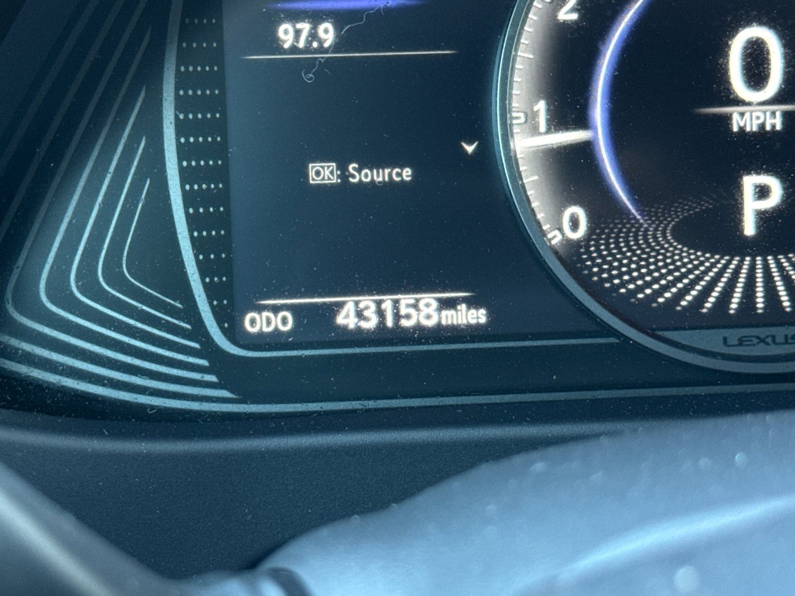 Used 2019 Lexus UX 200 F Sport image 25