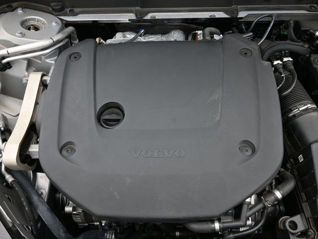 Used 2023 Volvo XC60 B6 Ultimate w/ Protection Package Premier image 36