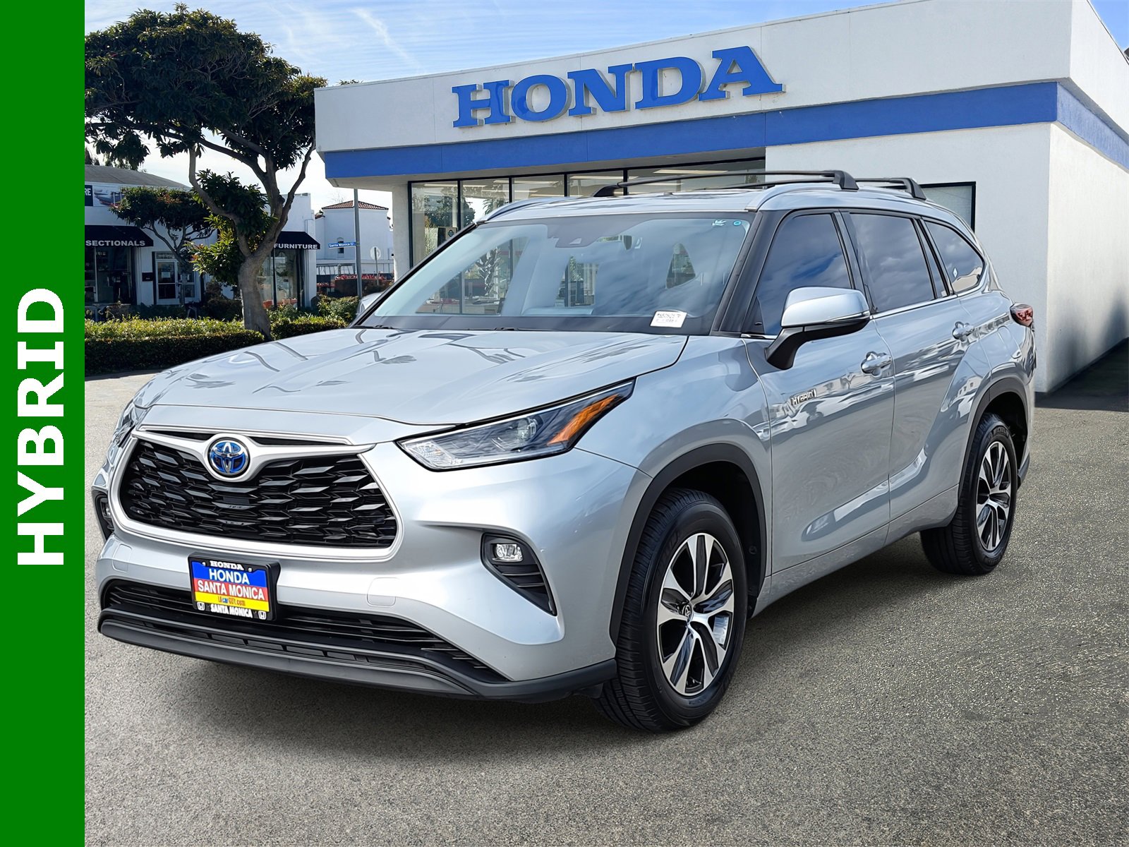 Used 2021 Toyota Highlander XLE