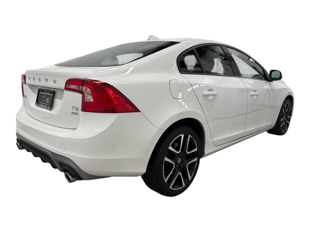 Used 2017 Volvo S60 T5 Dynamic AWD/4WD image 4