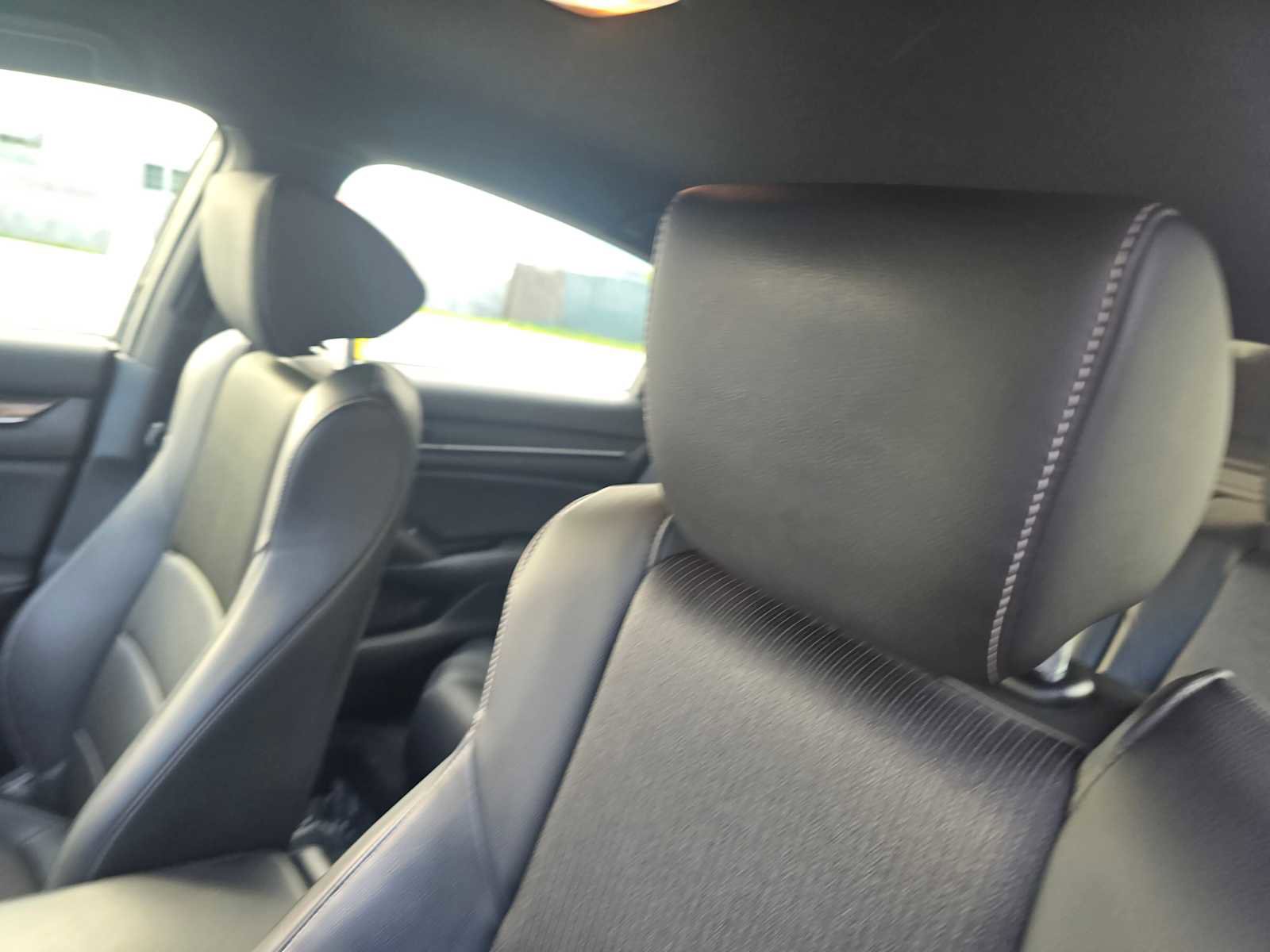 Used 2018 Honda Accord Sport image 23