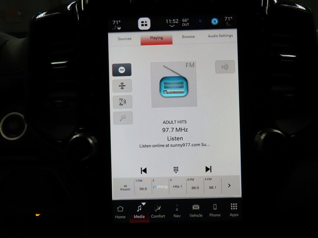 Used 2022 RAM 1500 Rebel w/ G/T Package image 9
