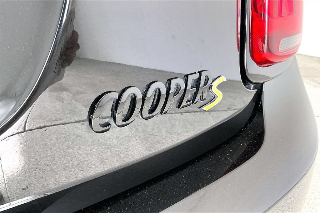 Used 2024 MINI Cooper SE w/ Signature Upholstery Package FWD image 40