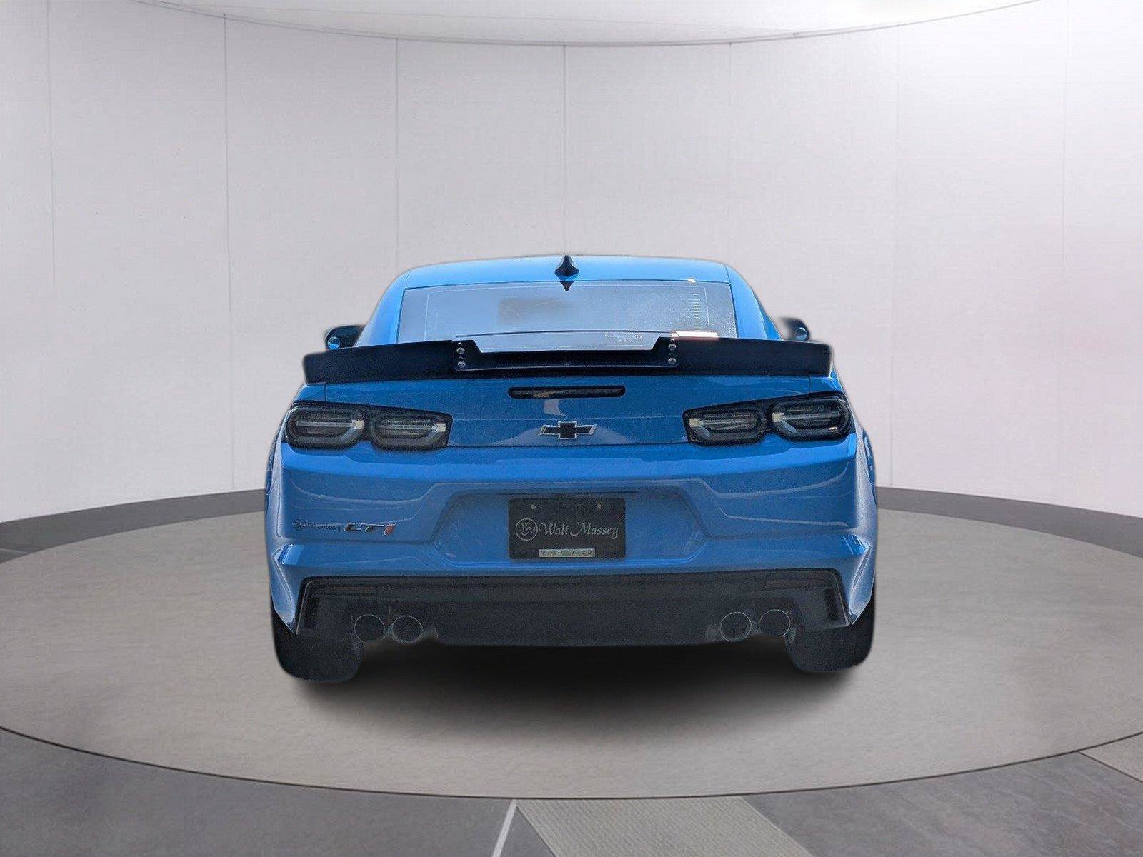 Used 2022 Chevrolet Camaro LT w/ RS Package RWD image 4