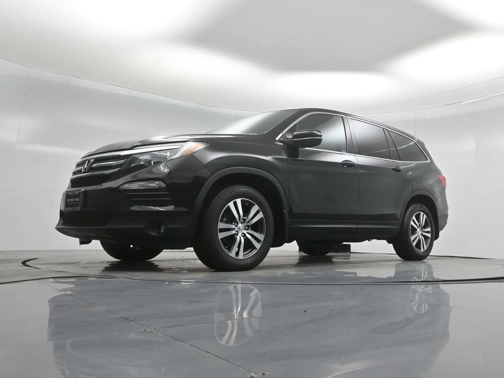 Used 2017 Honda Pilot EX image 40