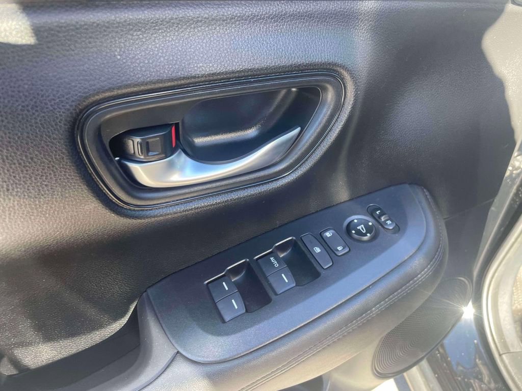 Certified 2024 Honda HR-V LX image 16