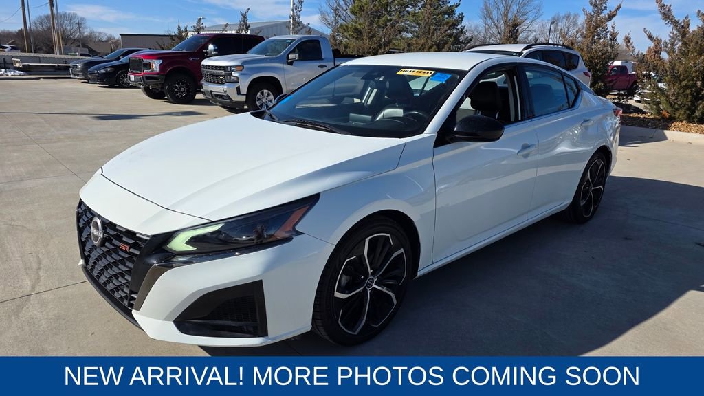 Used 2023 Nissan Altima 2.5 SR