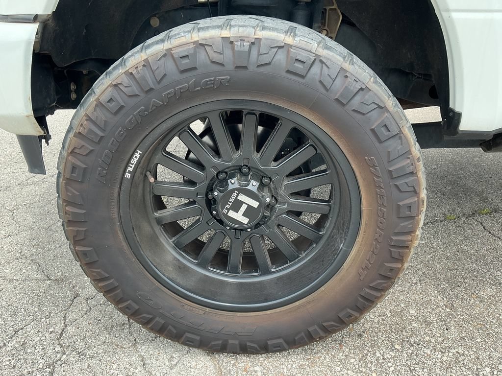 Used 2021 Ford F350 Limited w/ FX4 Off-Road Package AWD/4WD image 5