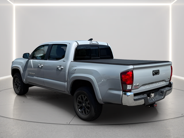 Used 2021 Toyota Tacoma SR5 AWD/4WD image 3