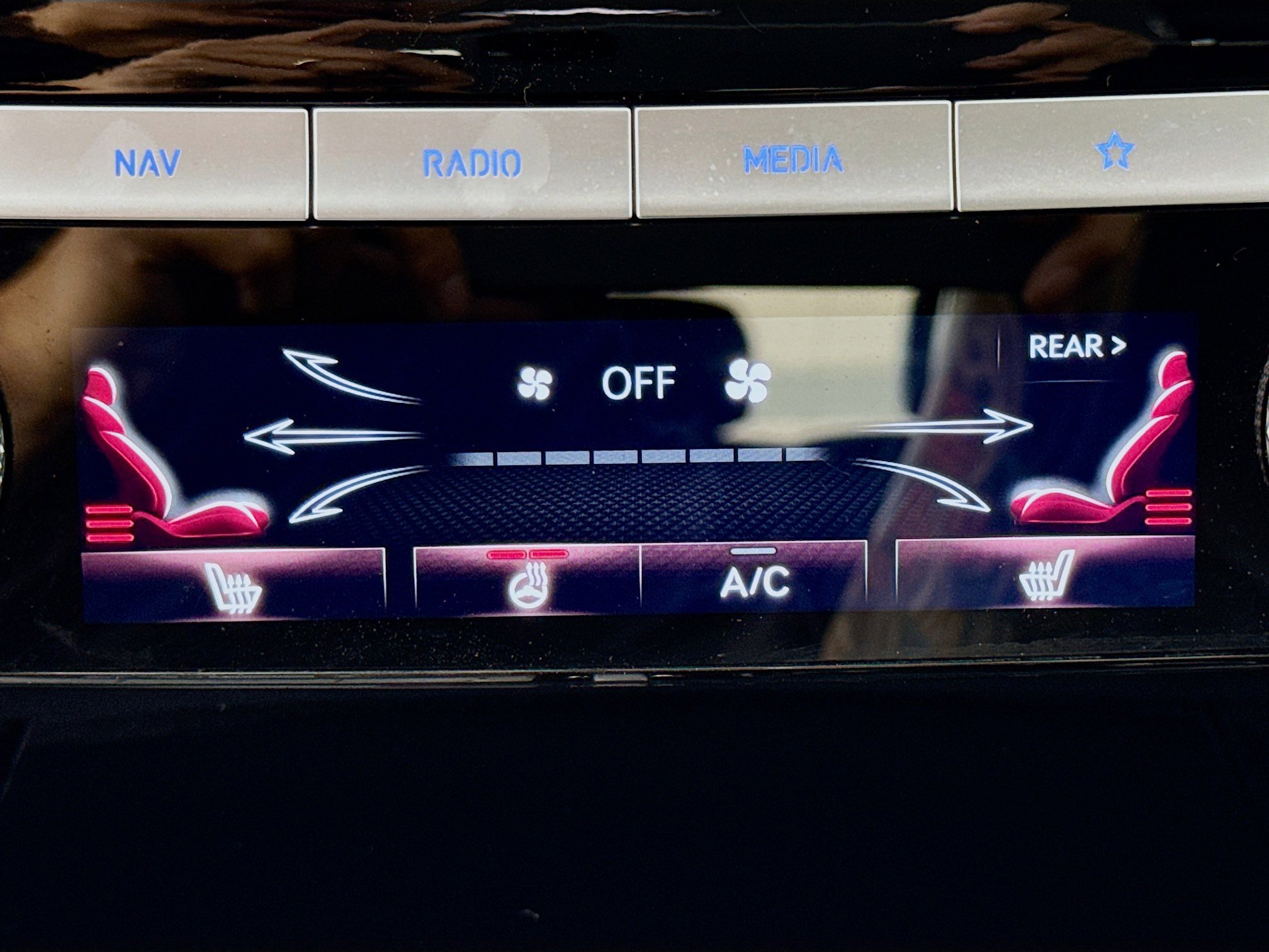 Used 2023 Genesis G80 2.5T image 21