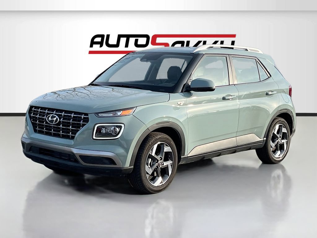 Used 2025 Hyundai Venue Limited image 3