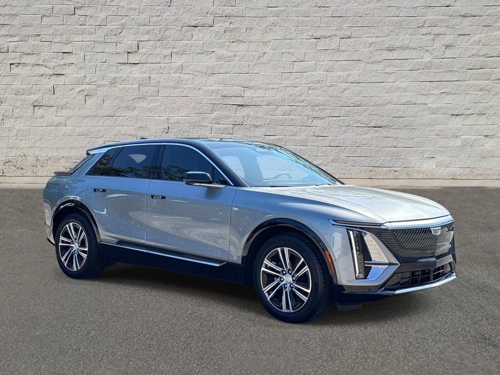 New 2026 Cadillac Lyriq Luxury RWD image 6
