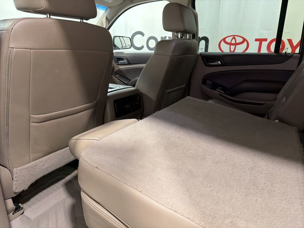 Used 2020 Chevrolet Suburban LT image 21