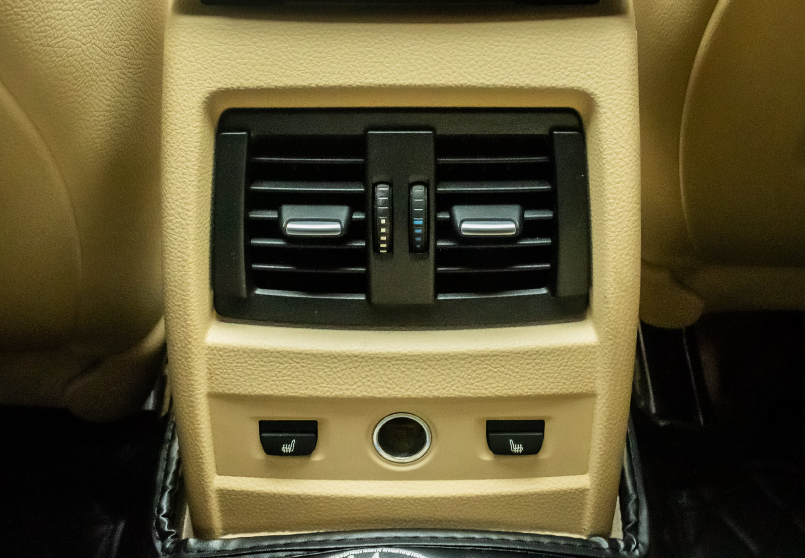 Used 2015 BMW 328i Sedan RWD image 14