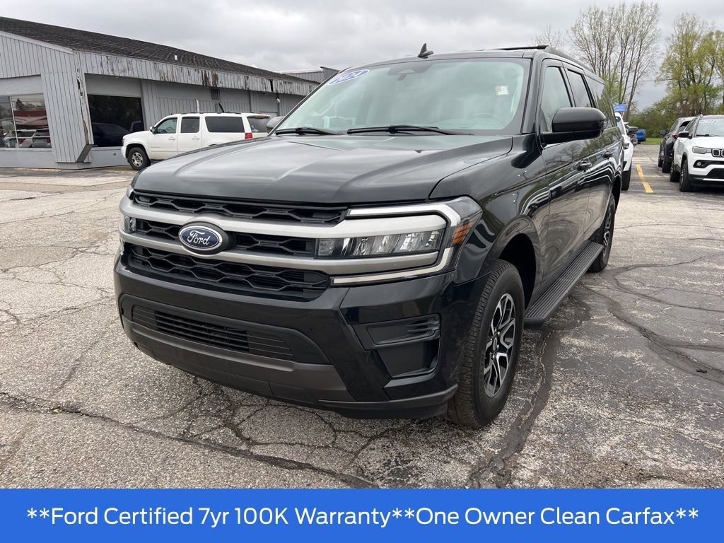 Used 2024 Ford Expedition Max XLT AWD/4WD image 3
