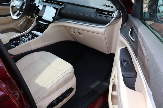 New 2026 Jeep Grand Cherokee Limited image 44