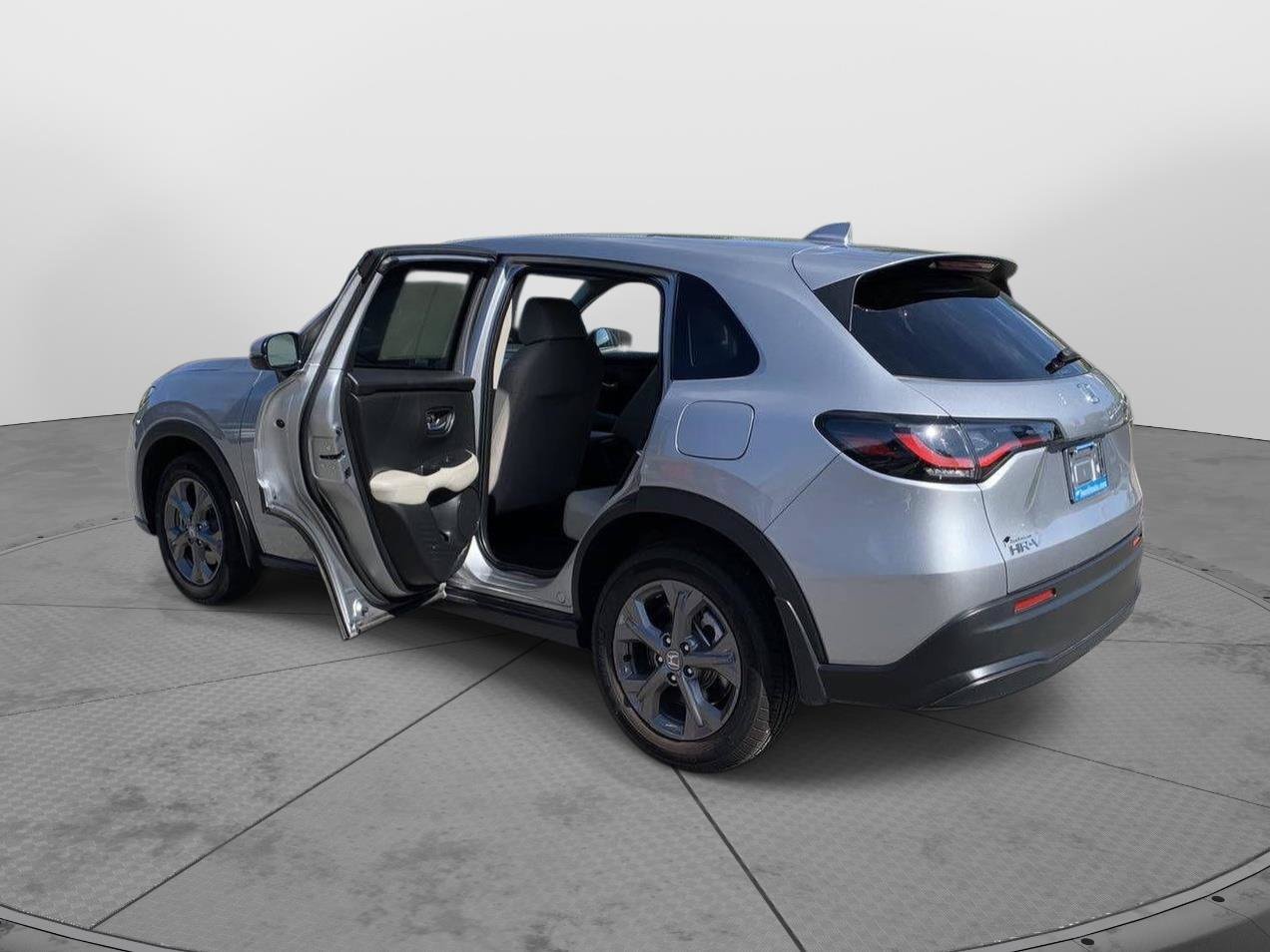 Certified 2026 Honda HR-V LX image 30
