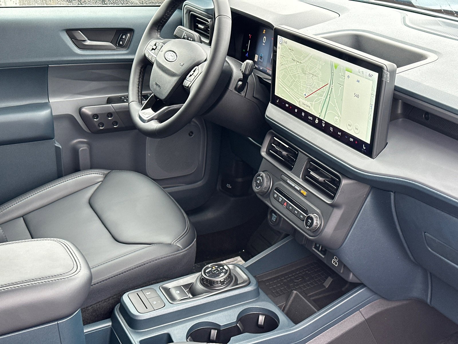 New 2025 Ford Maverick Lariat w/ Black Appearance Package image 10