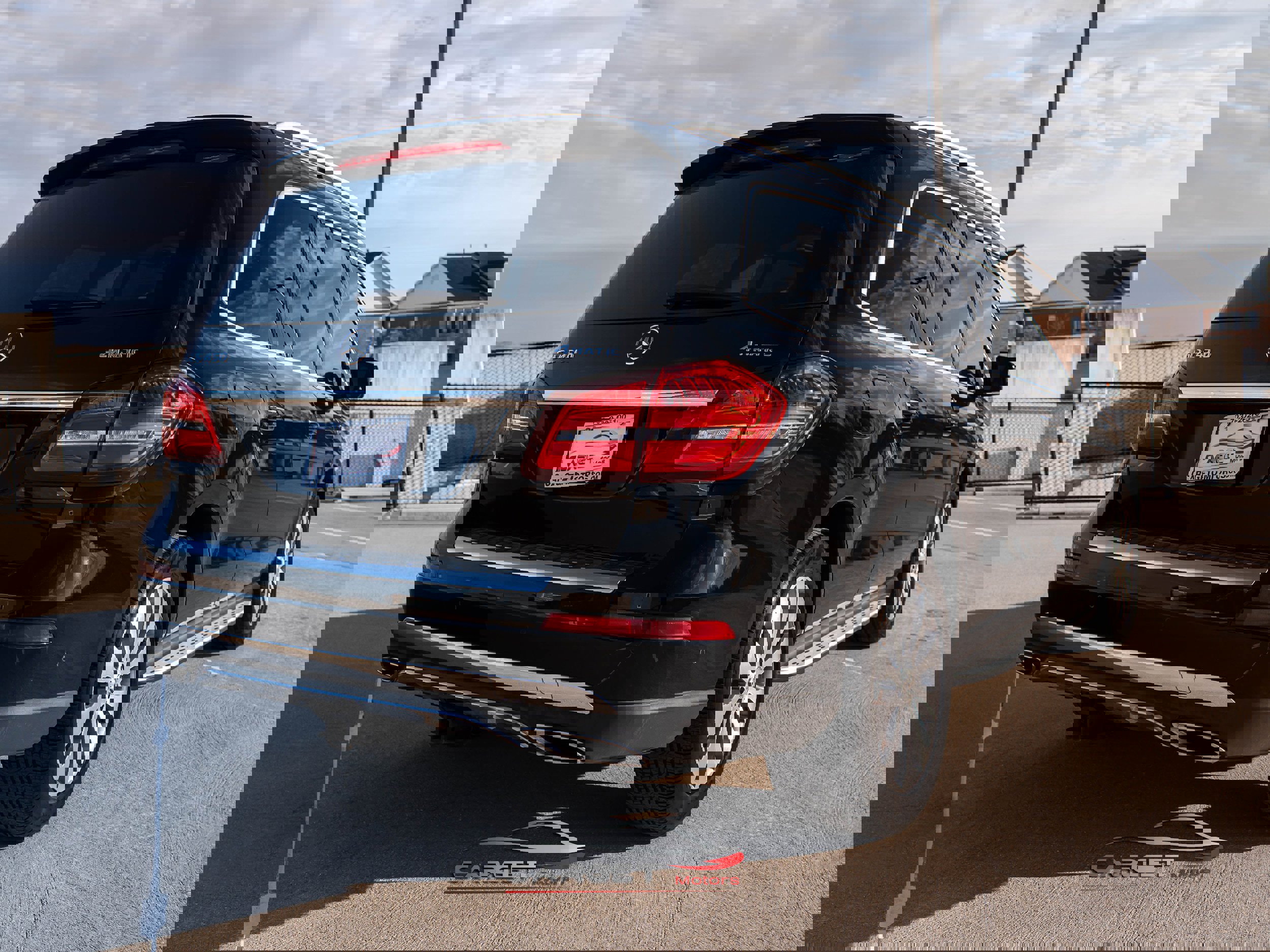 Used 2017 Mercedes-Benz GLS 450 4MATIC w/ Premium Package image 7