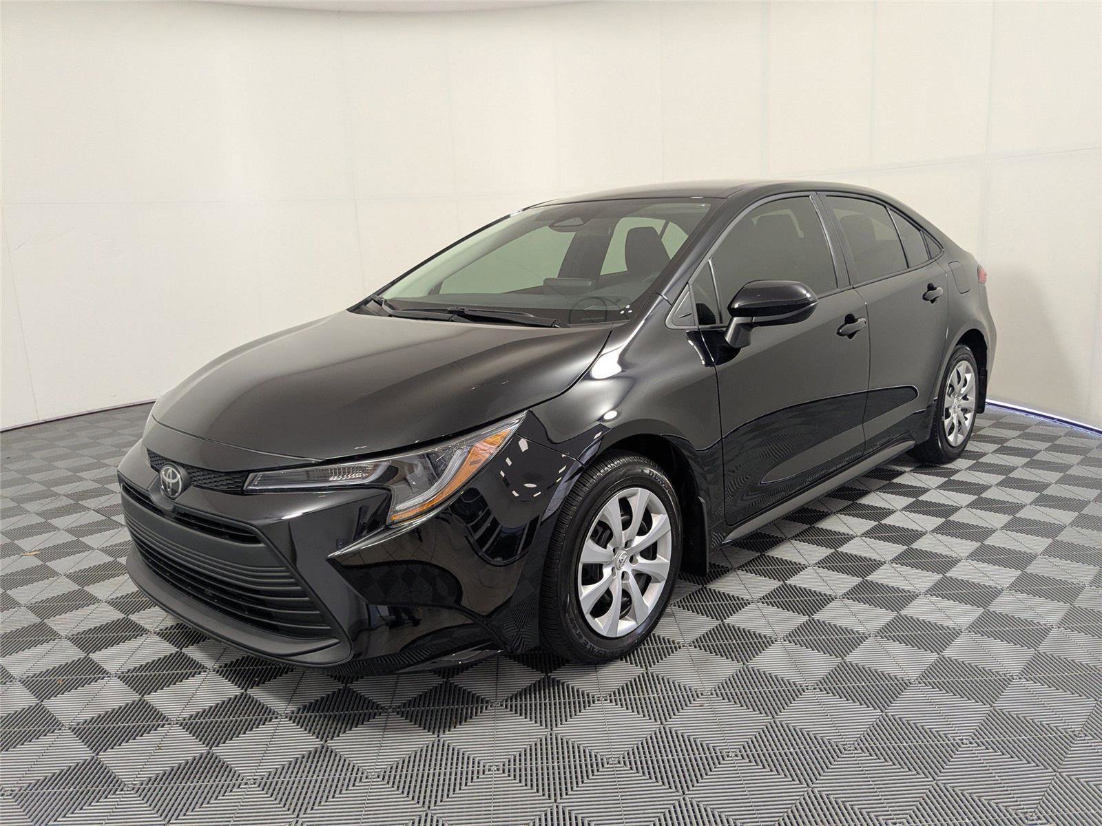 Certified 2026 Toyota Corolla LE FWD video 2