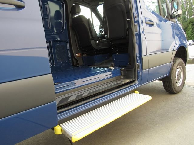 New 2025 Mercedes-Benz Sprinter 2500 image 21