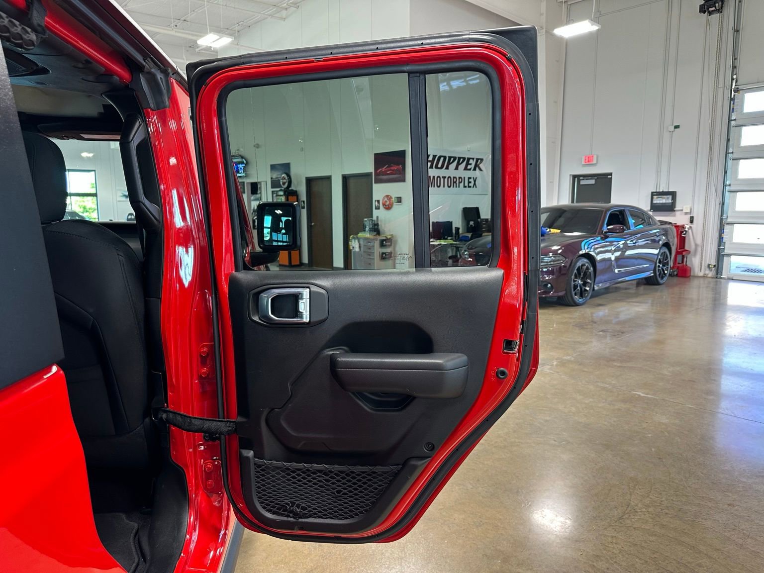 Used 2021 Jeep Gladiator Willys image 30