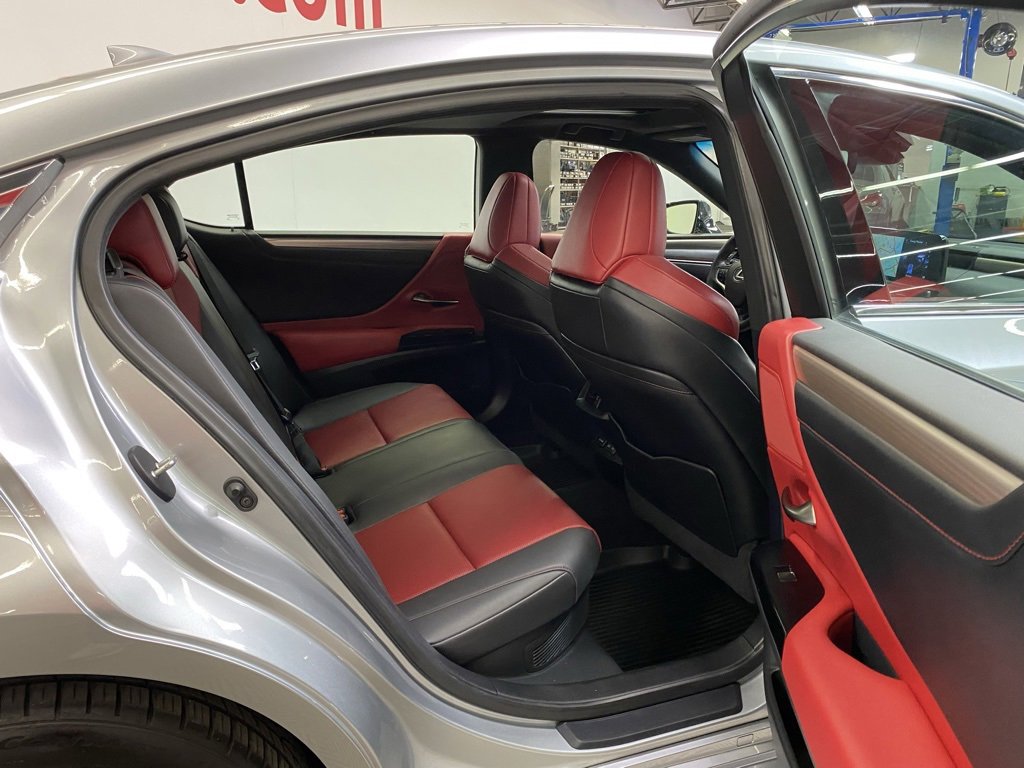 Used 2022 Lexus ES 300h F Sport image 39