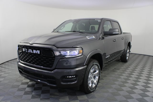 New 2025 RAM 1500 4x4 Crew Cab image 20