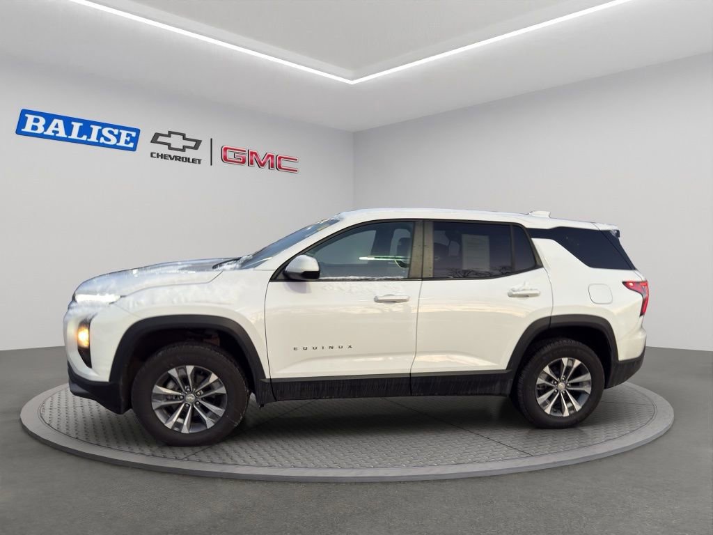 Used 2026 Chevrolet Equinox LT w/ Convenience Package II image 4