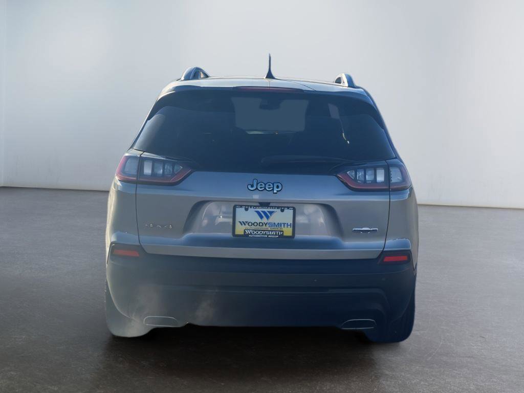 Used 2021 Jeep Cherokee Latitude Lux w/ Mopar Interior Package image 6