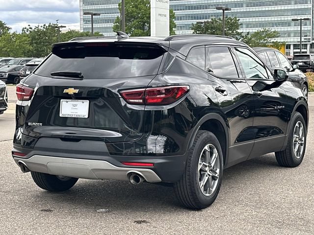 Used 2024 Chevrolet Blazer LT w/ Convenience Package FWD image 4