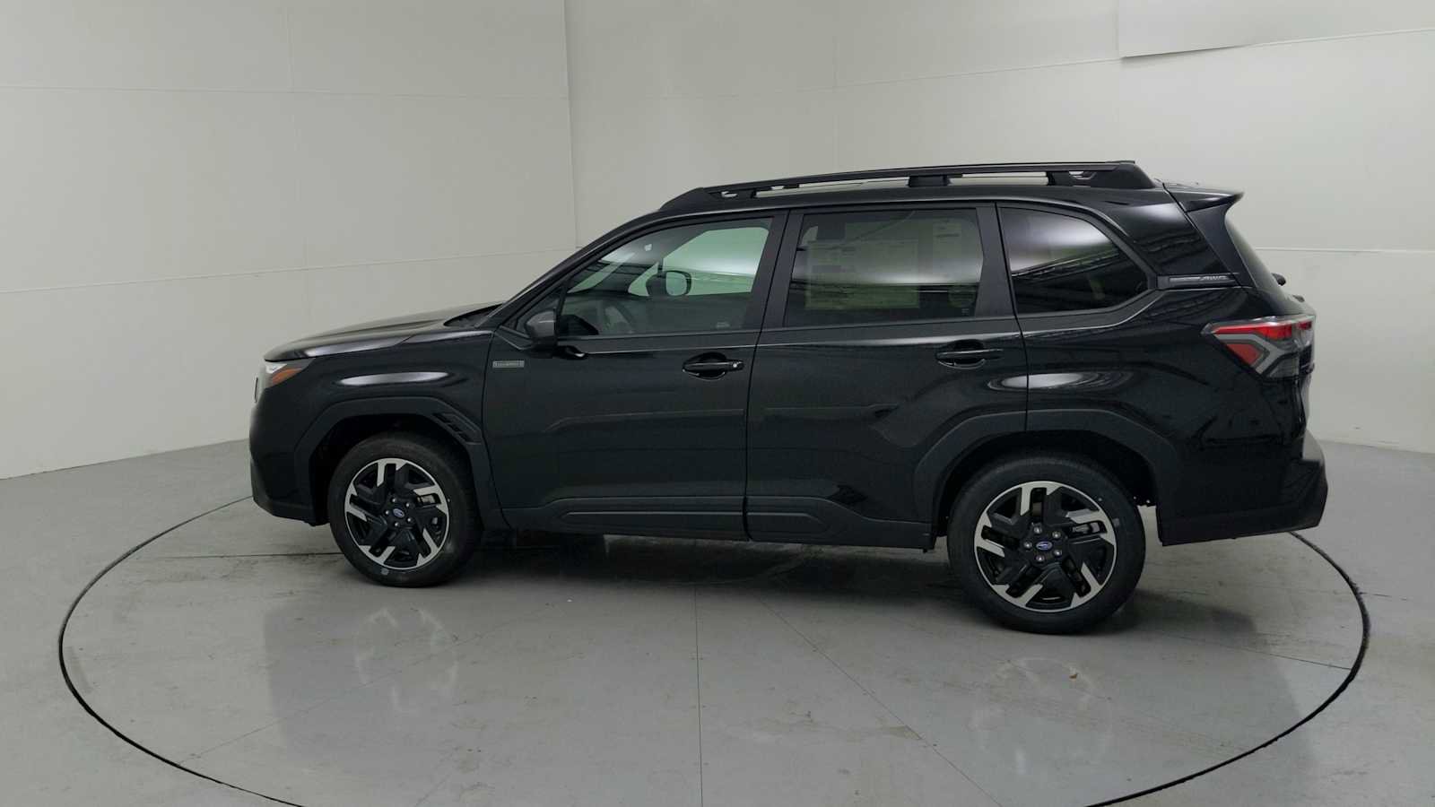 New 2026 Subaru Forester Premium AWD/4WD image 6