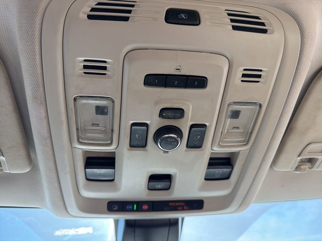 Used 2021 GMC Yukon Denali w/ Denali Premium Package AWD/4WD image 26