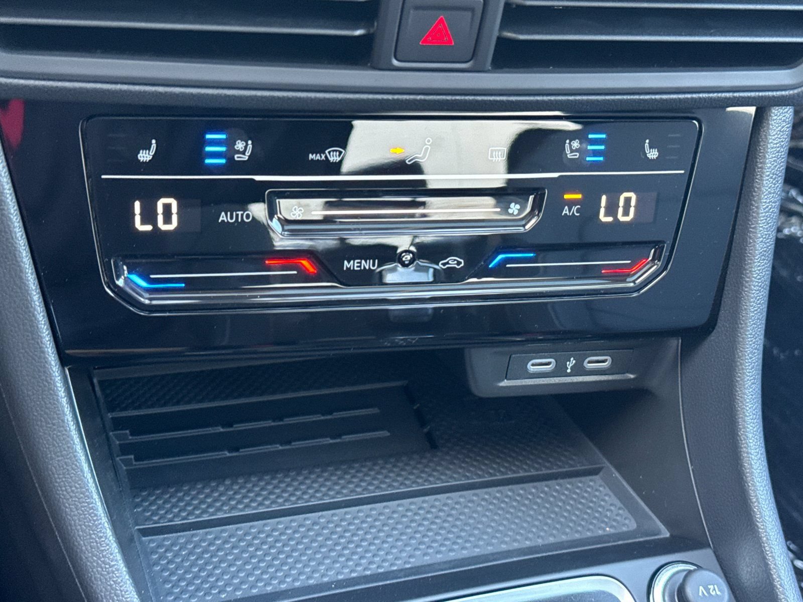 New 2026 Volkswagen Jetta SEL FWD image 19
