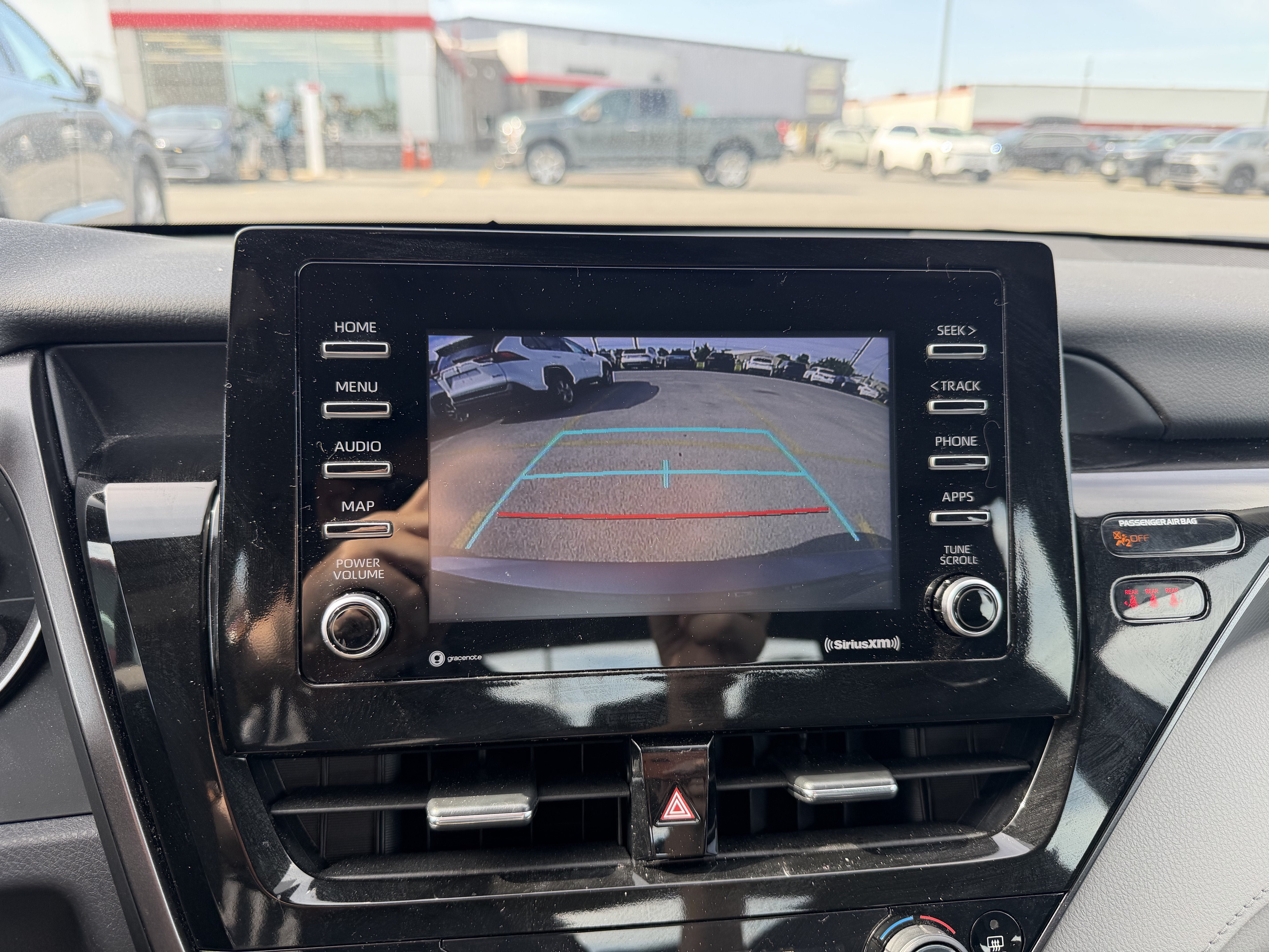 Used 2023 Toyota Camry LE FWD image 18