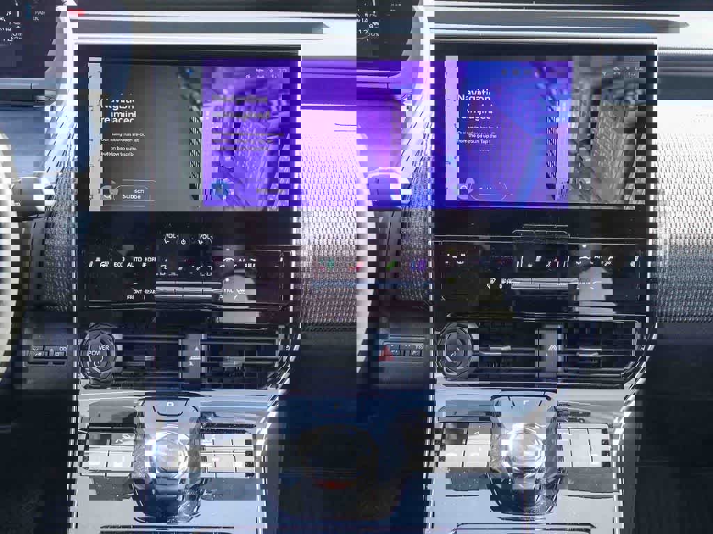 Used 2023 Toyota bZ4X XLE w/ Weather Package image 12