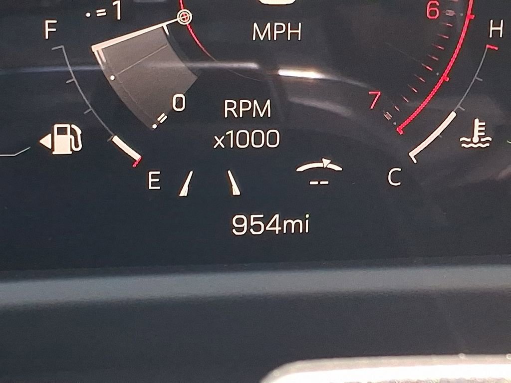 Used 2026 GMC Acadia Denali Ultimate w/ LPO, Floor Liner Package image 20