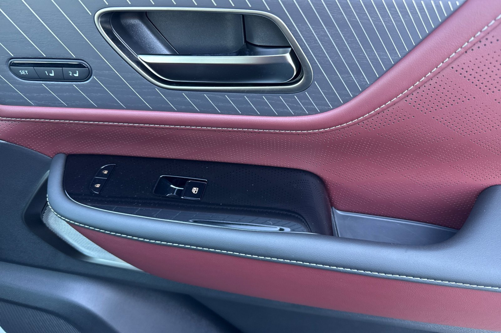 New 2026 INFINITI QX80 Autograph w/ Premium Cargo Package image 18