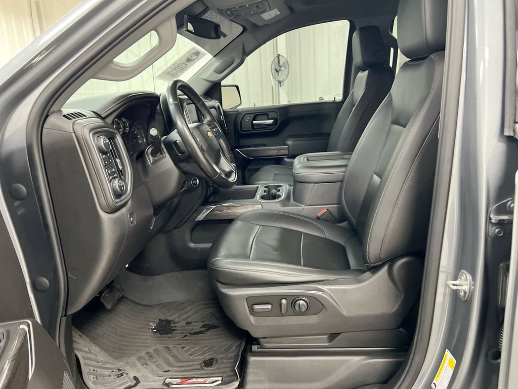 Used 2022 Chevrolet Silverado 1500 LTZ AWD/4WD image 18